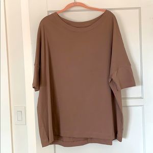 Lululemon boyfriend tee